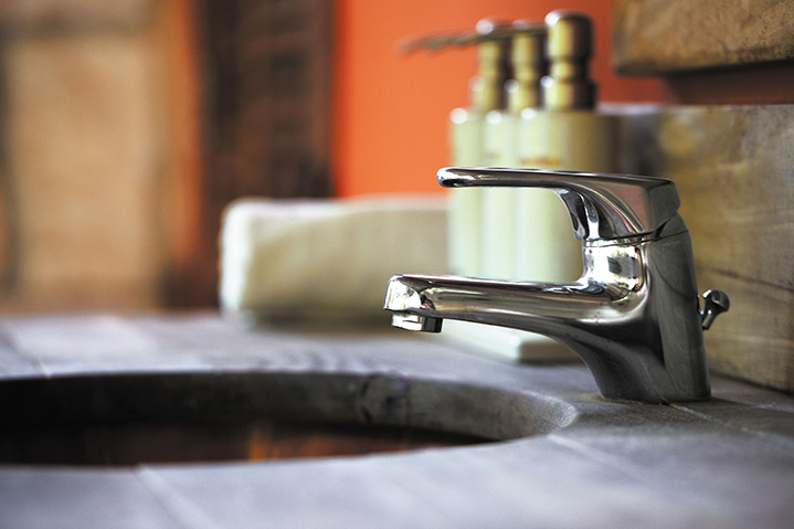 A2B Plumbers are able to fix any leaking taps you may have in Standish. 
